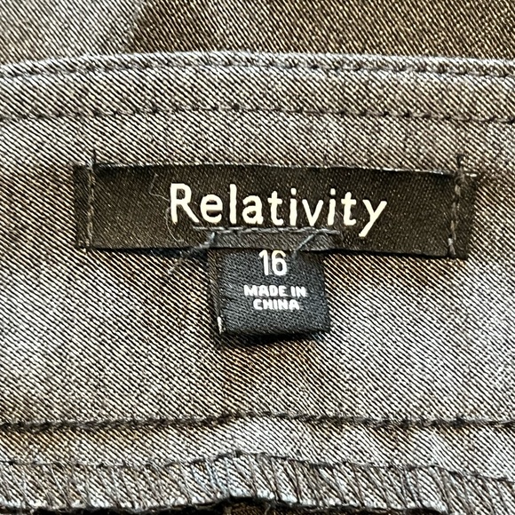 VGUC- slacks size 16 Heathered Gray - Picture 4 of 8